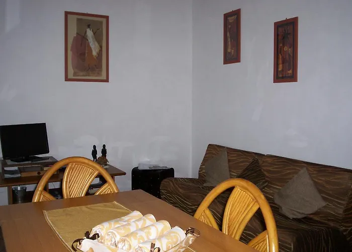 Hermitage Holidays Apartamento