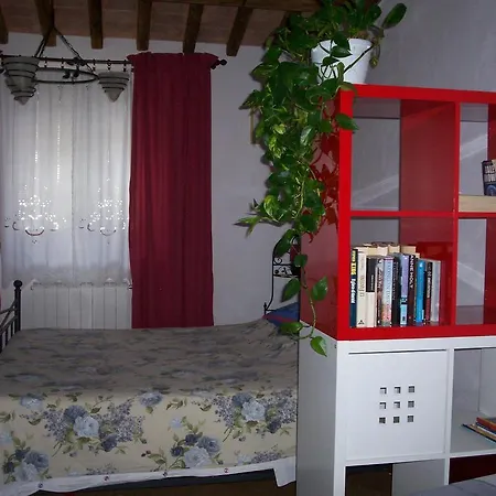 Hermitage Holidays Apartment Gallicano