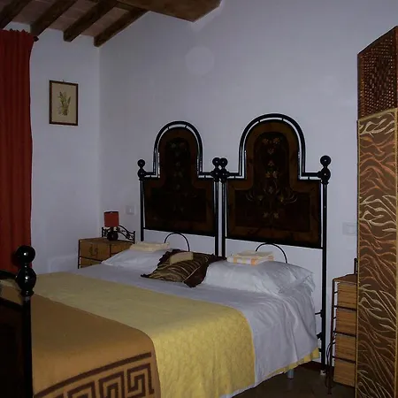 Hermitage Holidays Apartment *