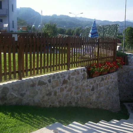Hermitage Holidays Apartment *