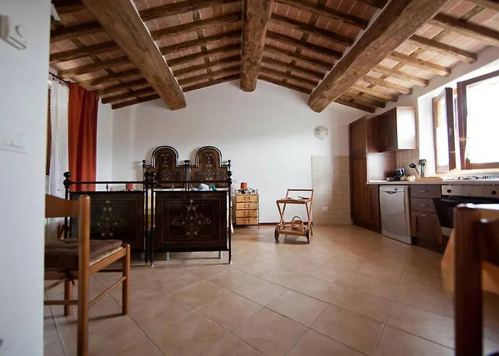 Hermitage Holidays * Gallicano